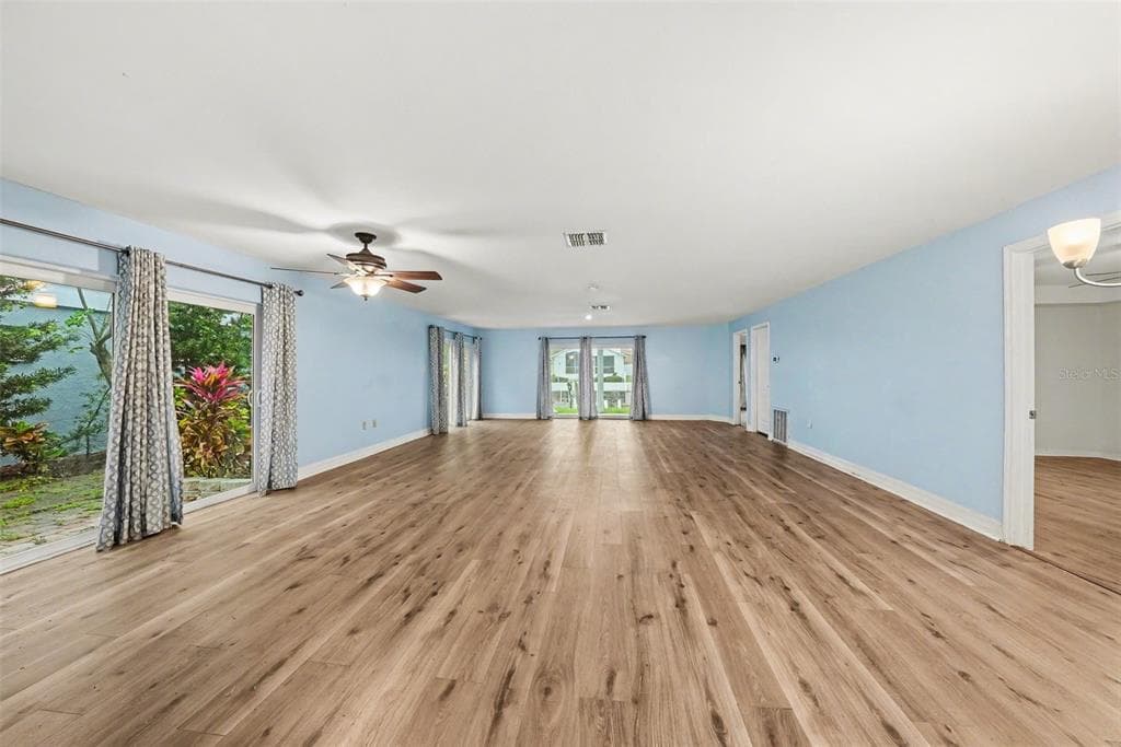 6225 BAYSIDE DRIVE photo 15