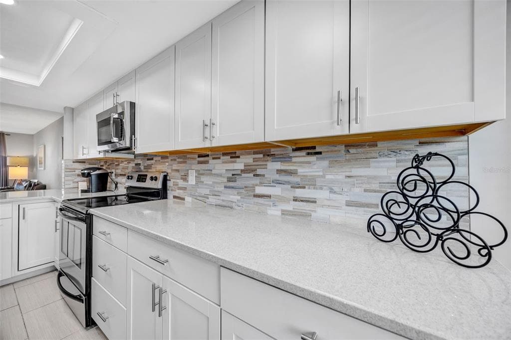 4620 BAY BOULEVARD 1117 photo 11
