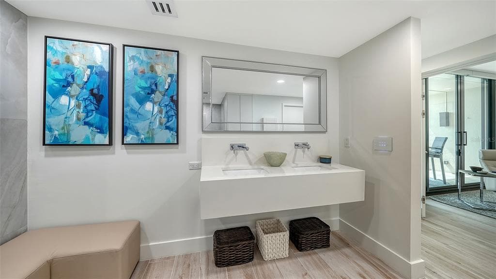 1932 HARBOURSIDE DRIVE 244 photo 24