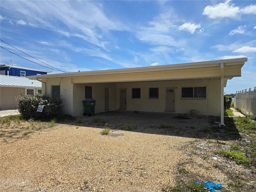 249 144TH AVENUE photo 2