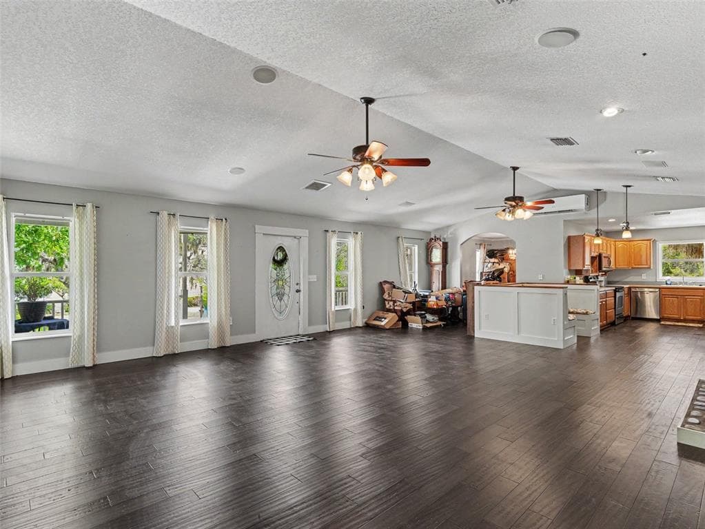 1740 BAYSHORE DRIVE photo 11
