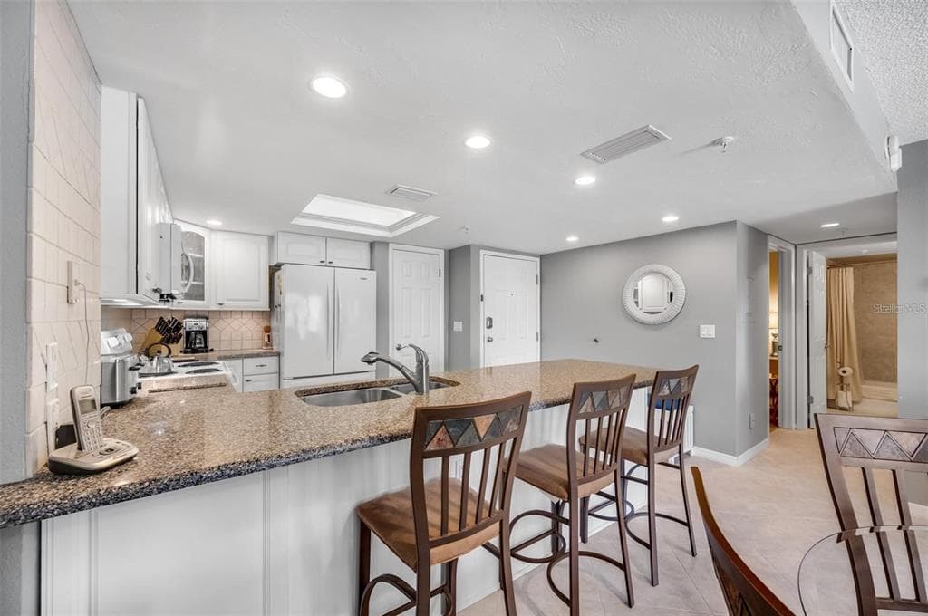 12924 GULF BOULEVARD 510 photo 23