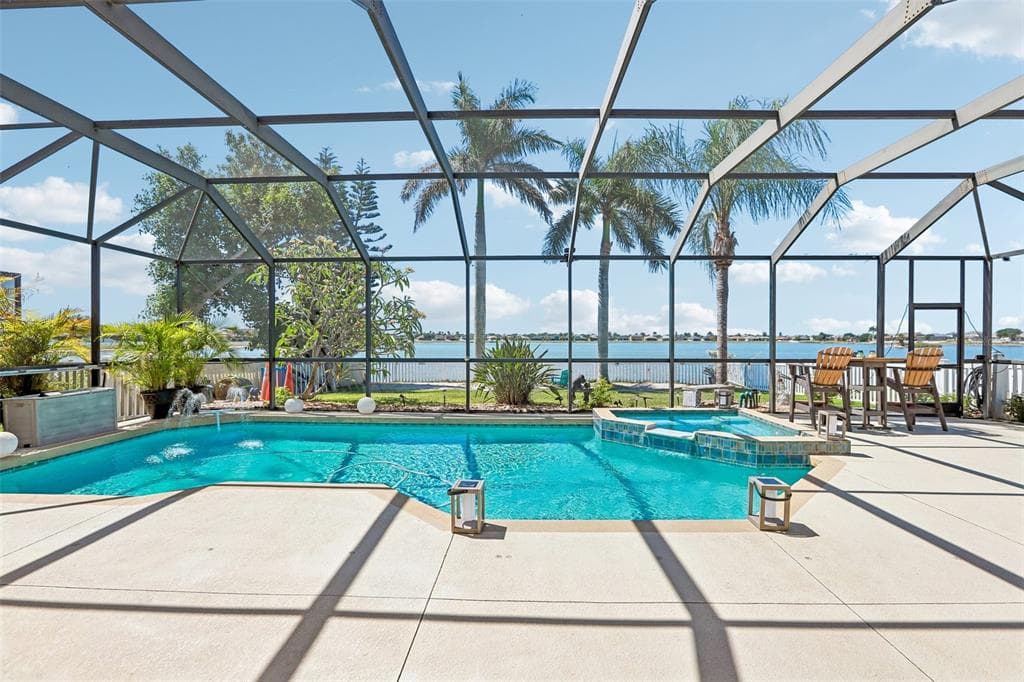 1638 MIRA LAGO CIRCLE photo 1