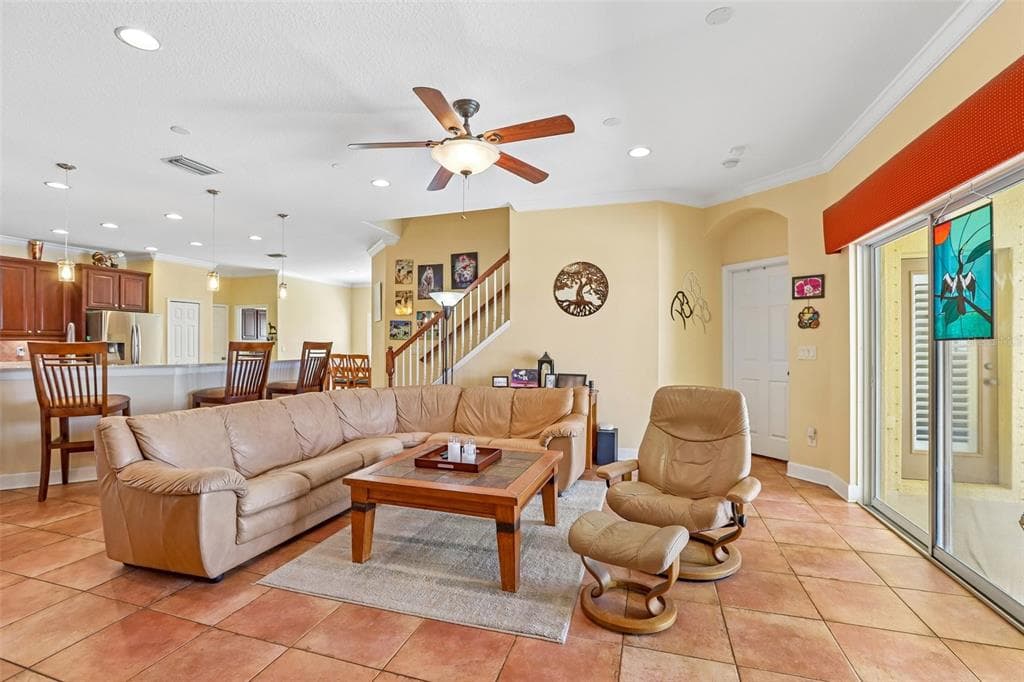 1638 MIRA LAGO CIRCLE photo 20
