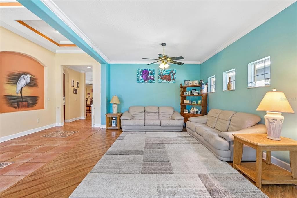 1638 MIRA LAGO CIRCLE photo 11