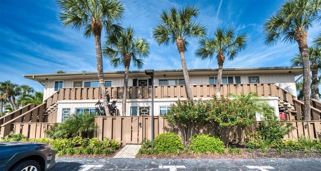 6701 GULF OF MEXICO DRIVE #332 5