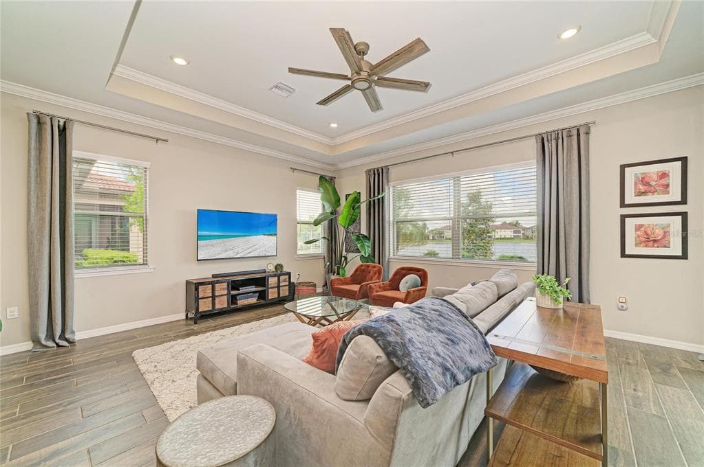 283 TOSCAVILLA BOULEVARD photo 22