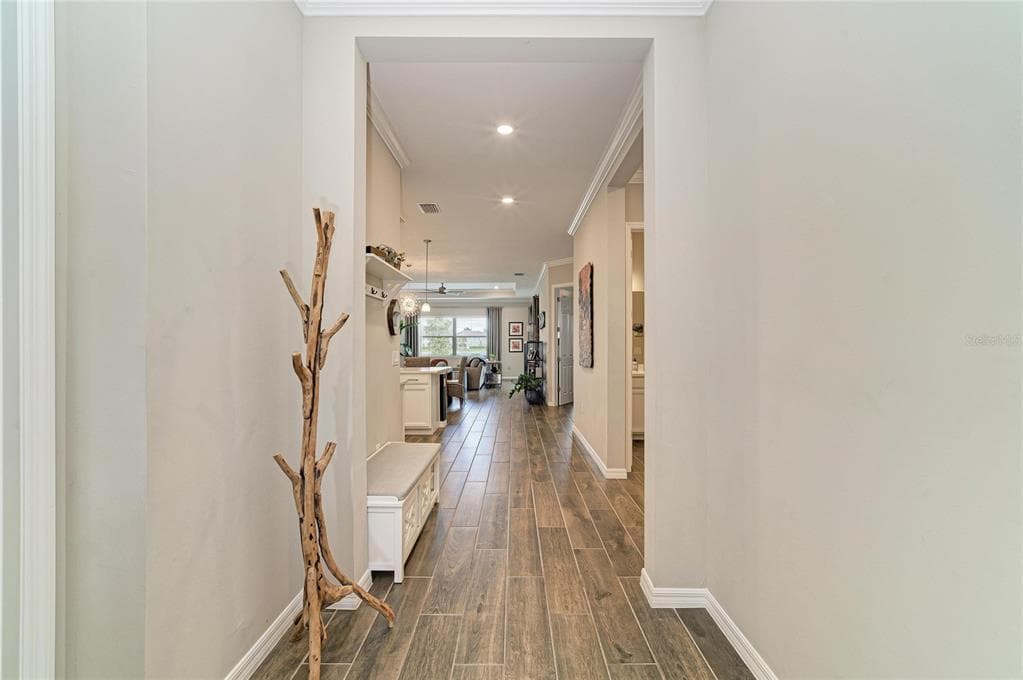 283 TOSCAVILLA BOULEVARD photo 10