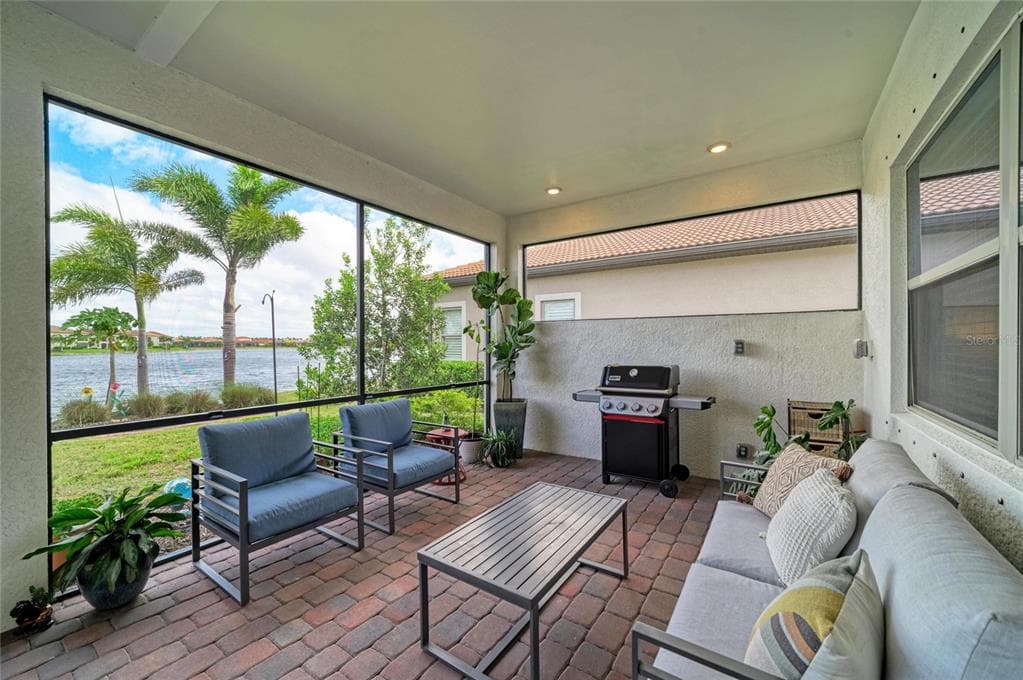 283 TOSCAVILLA BOULEVARD photo 15