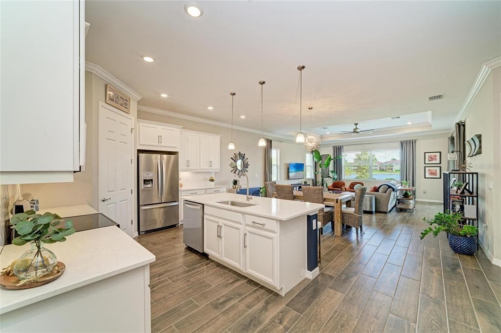 283 TOSCAVILLA BOULEVARD photo 11