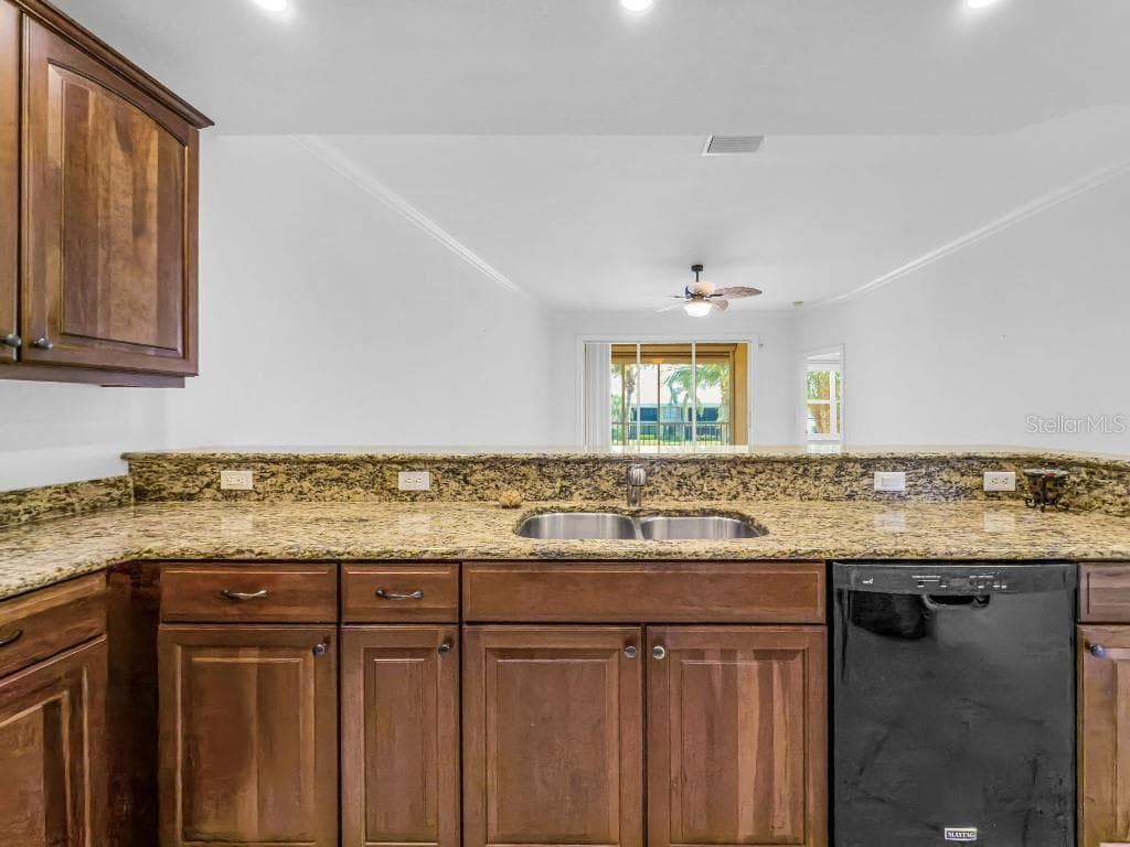 3314 WOOD THRUSH DRIVE 124 photo 17
