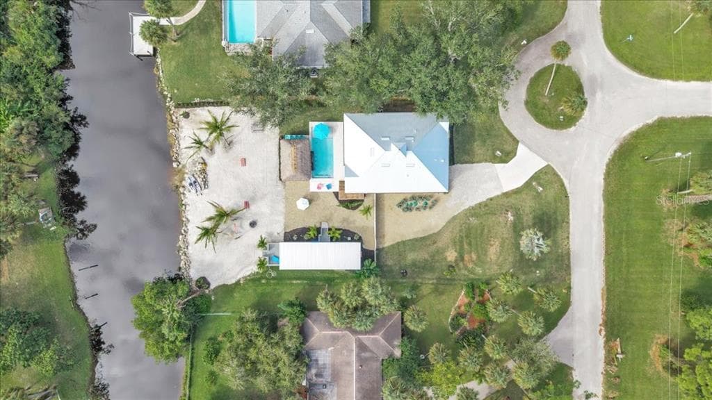 9470 COLONY DRIVE photo 5