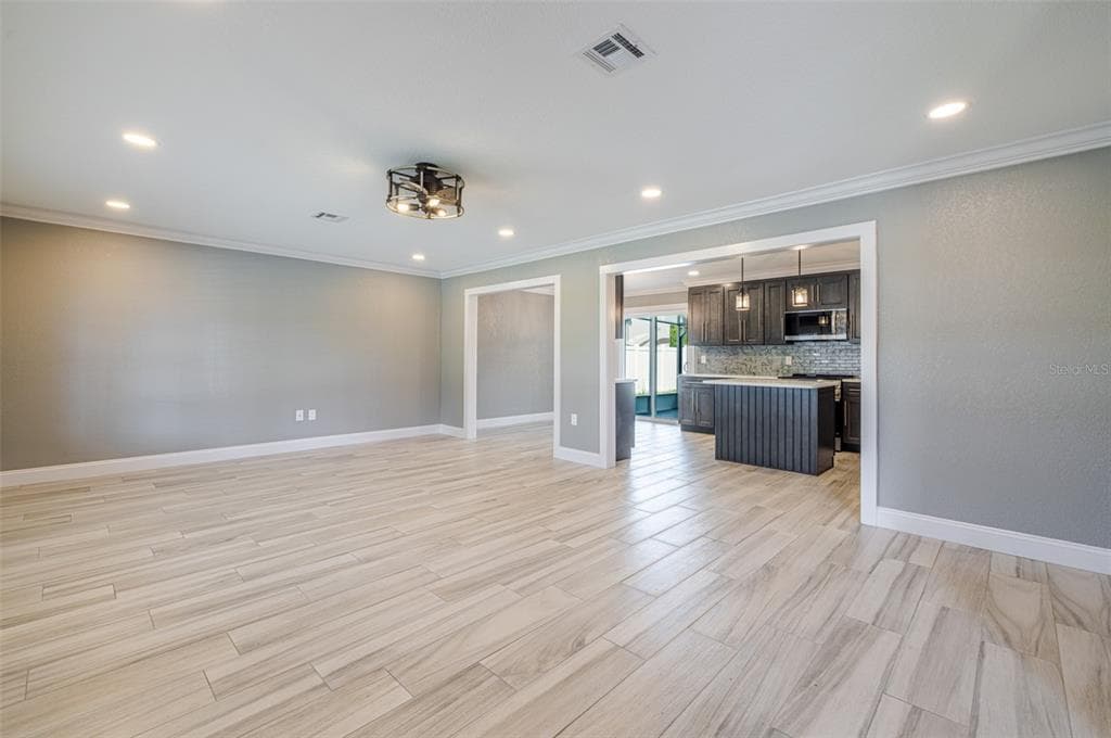 3127 SHANNON DRIVE photo 8