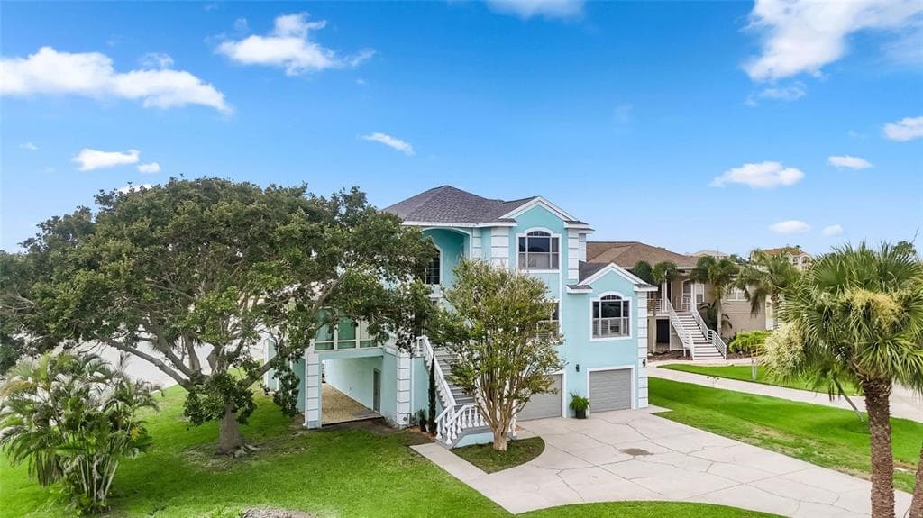 2106 PELICAN COURT photo 7