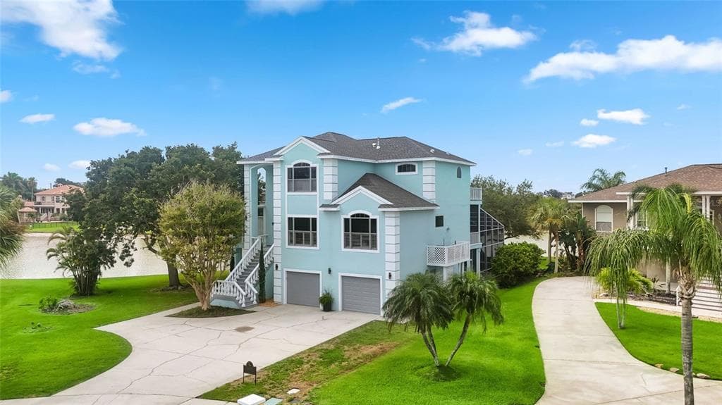 2106 PELICAN COURT photo 1