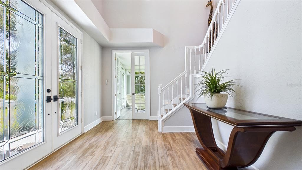 2106 PELICAN COURT photo 4