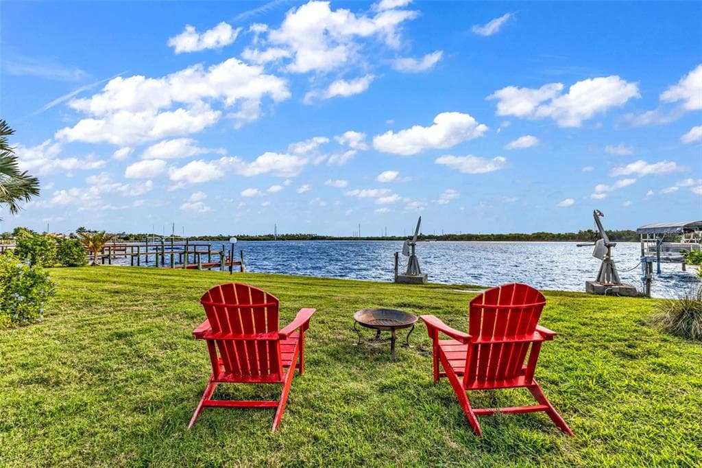 2308 HARBOUR DRIVE photo 4