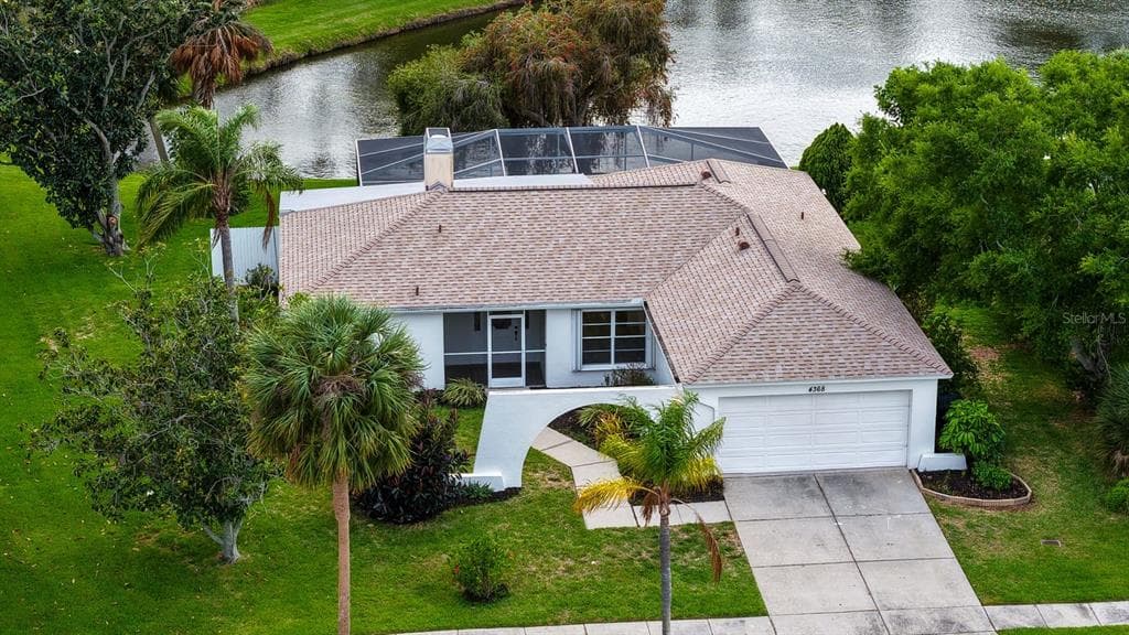 4368 KINGSTON LOOP photo 1