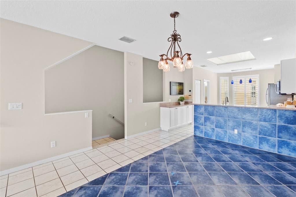 1071 PINELLAS BAYWAY S photo 20