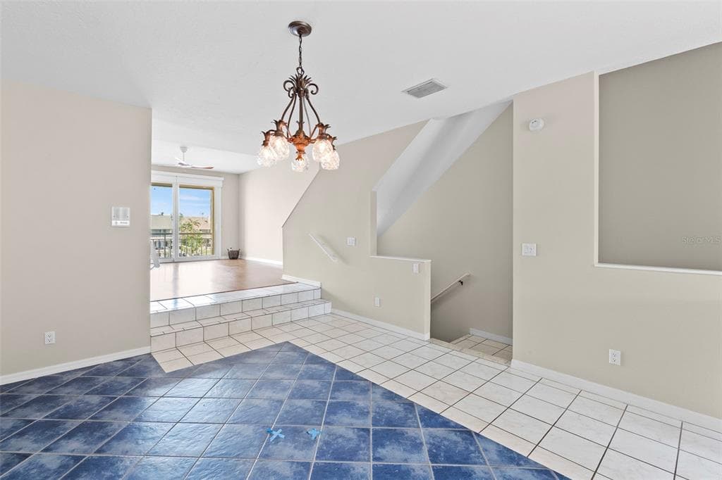 1071 PINELLAS BAYWAY S photo 18