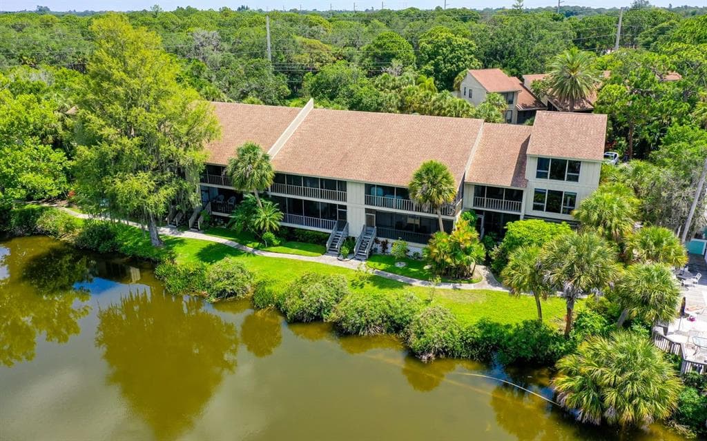 5369 LAKE ARROWHEAD TRAIL #17A 1
