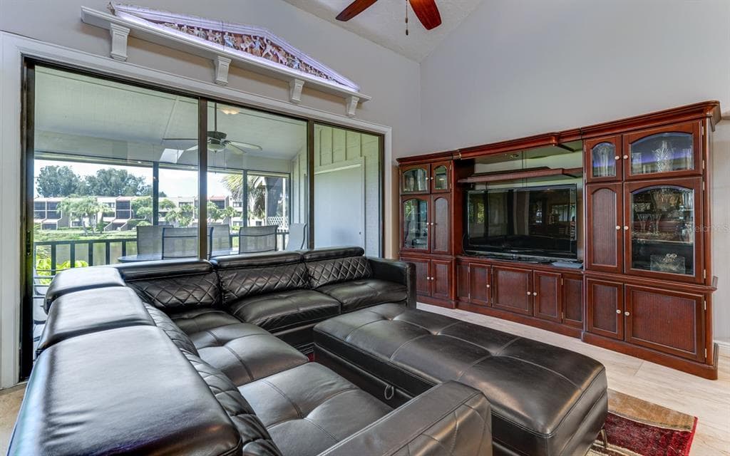 5369 LAKE ARROWHEAD TRAIL 17A photo 11