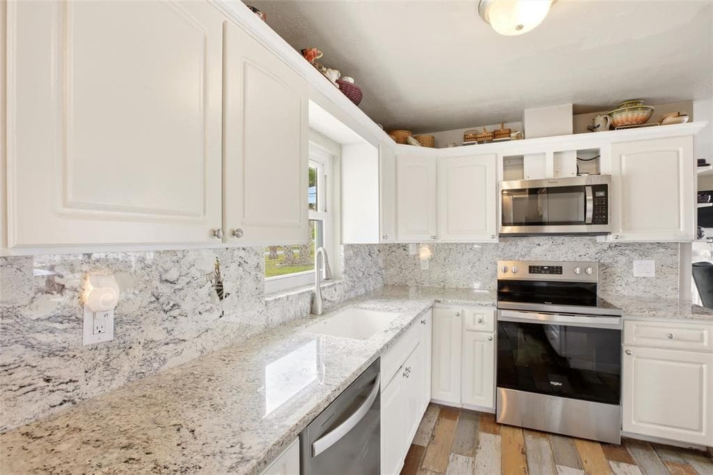 165 W TARPON BOULEVARD NW photo 17