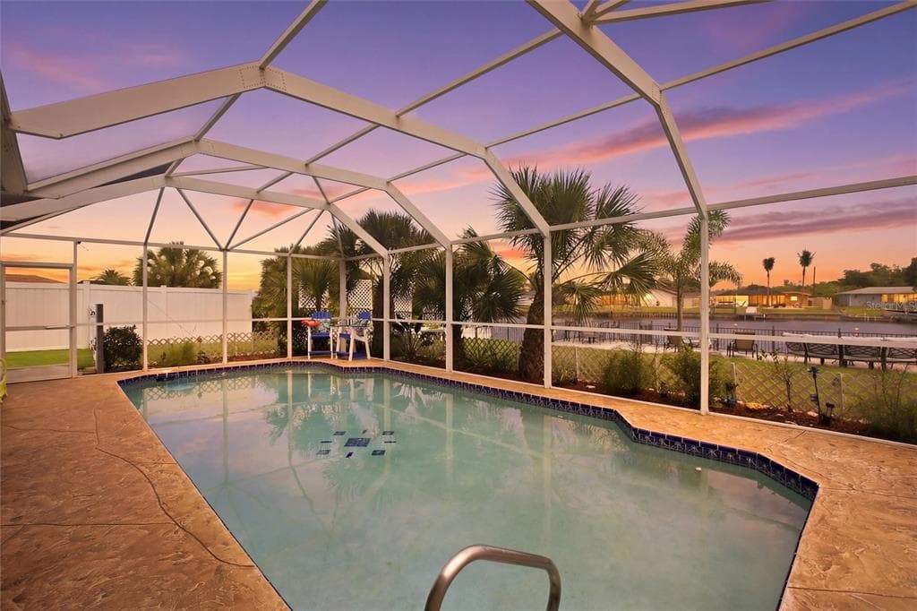 165 W TARPON BOULEVARD NW photo 3
