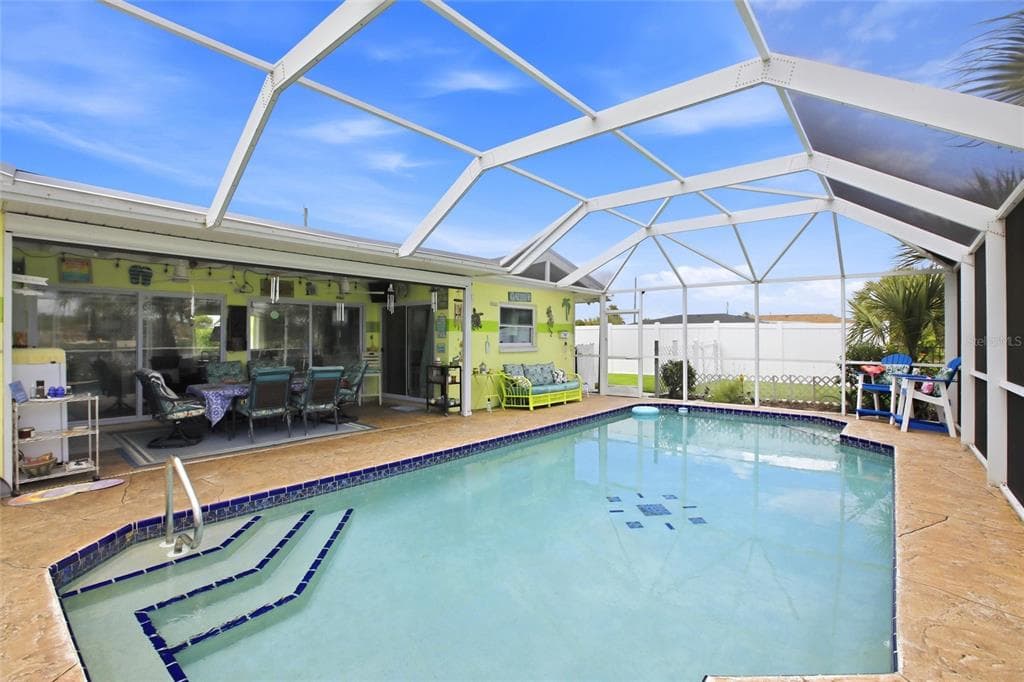 165 W TARPON BOULEVARD NW photo 9