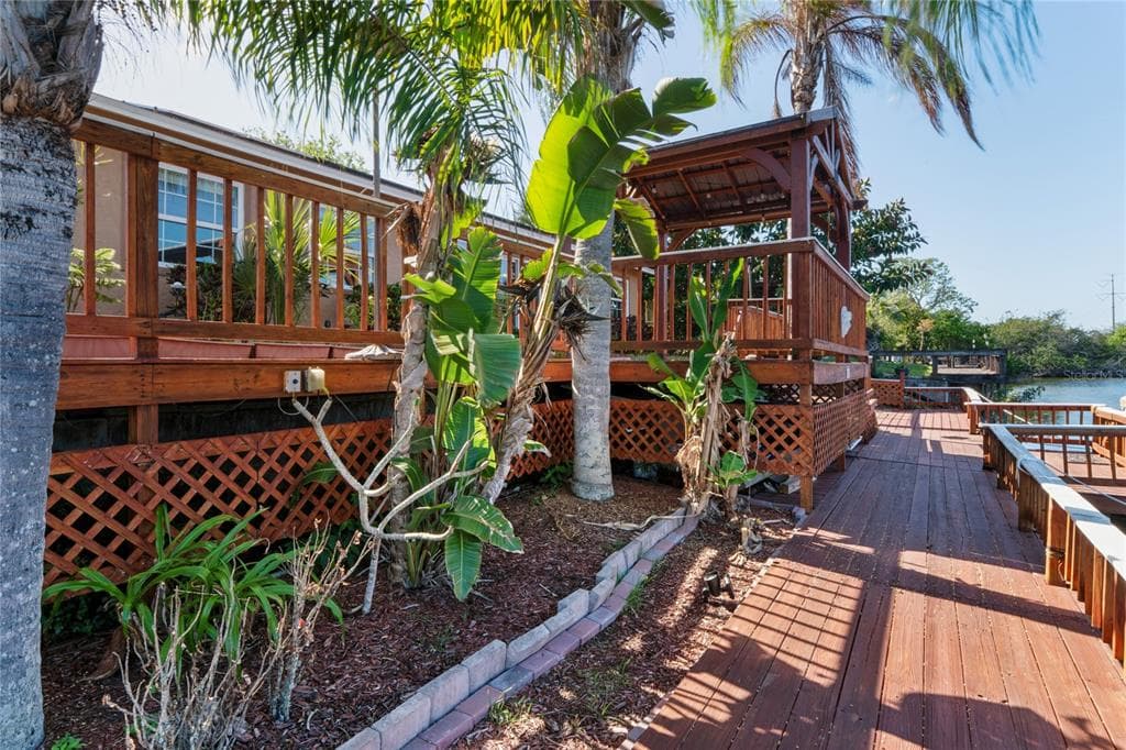 2529 SAN LUIS ROAD photo 11