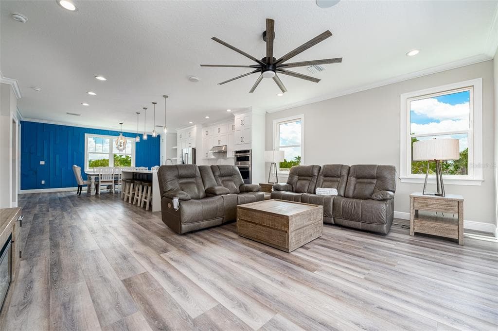 8717 DRIFTWOOD DRIVE photo 6