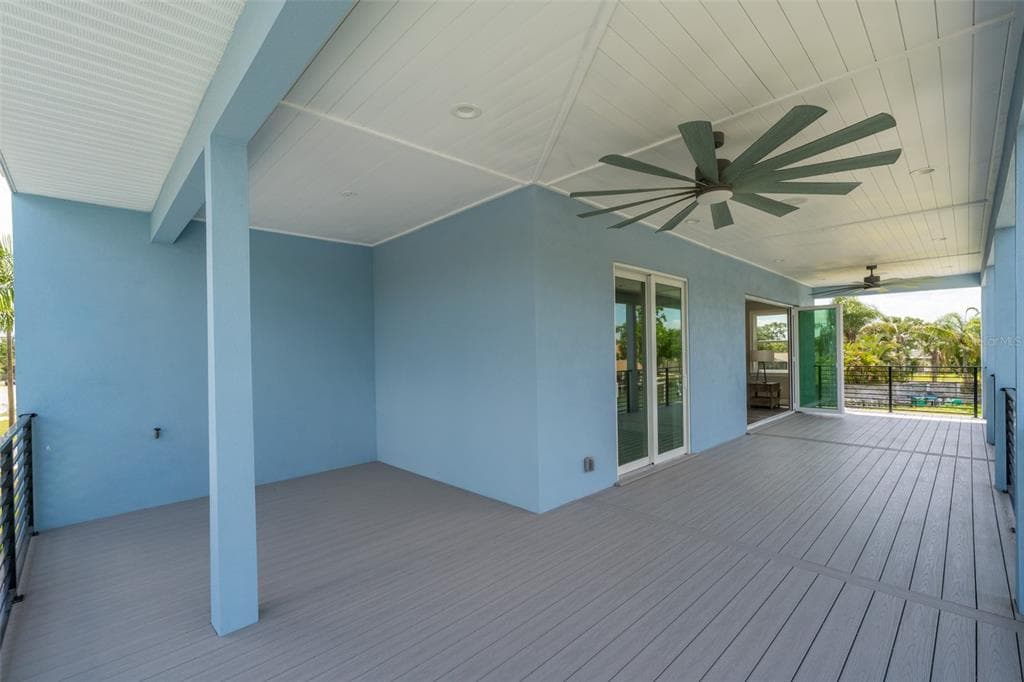 8717 DRIFTWOOD DRIVE photo 14