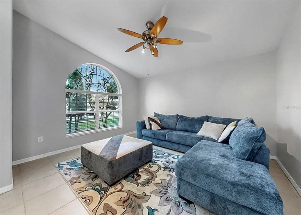 220 ROSANA DRIVE photo 20