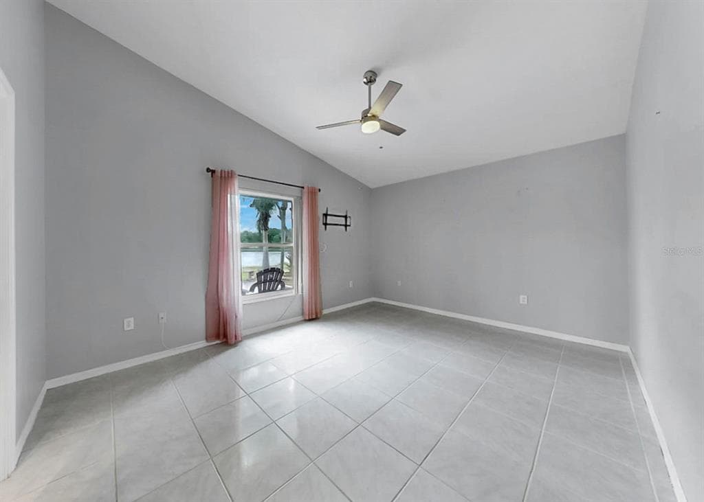 220 ROSANA DRIVE photo 21