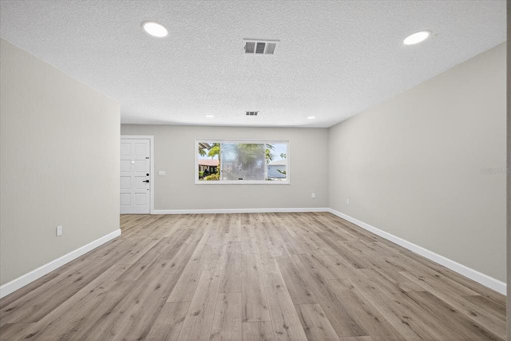 4980 GALLEON COURT photo 18