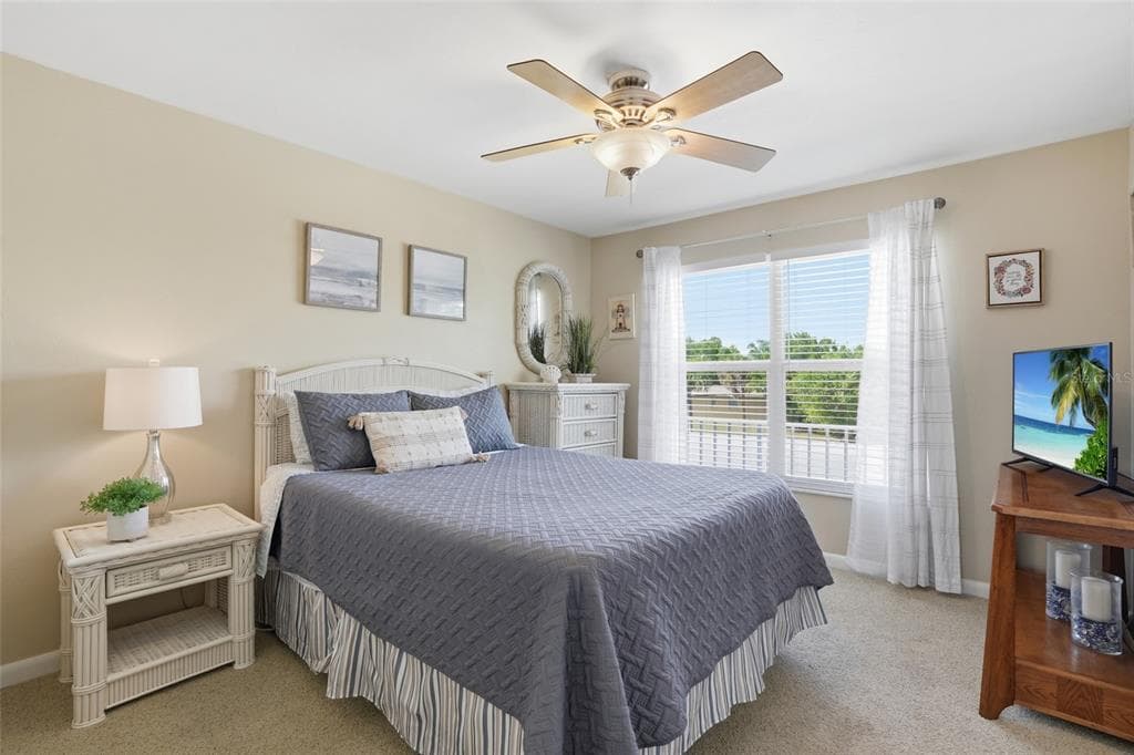 912 SE 46TH STREET 201 photo 22