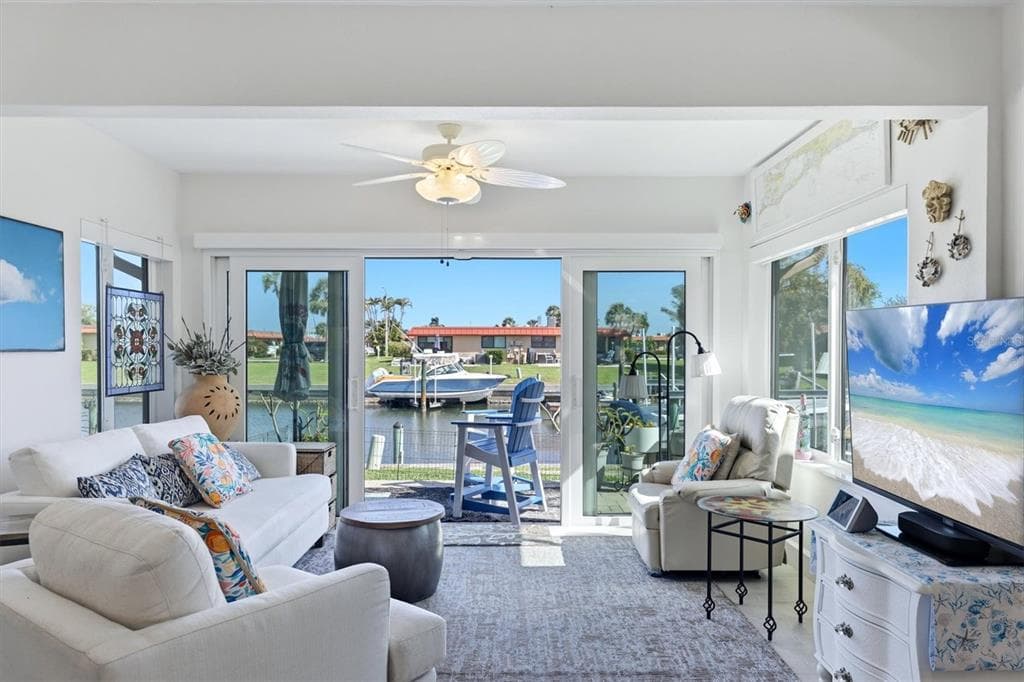 9528 ANTIQUA COVE 9528 photo 3