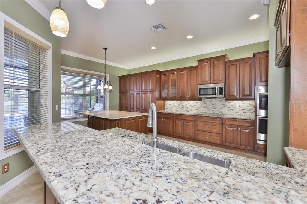 5073 STONE HARBOR CIR photo 13