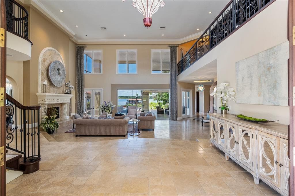 8866 DARLENE DRIVE photo 6