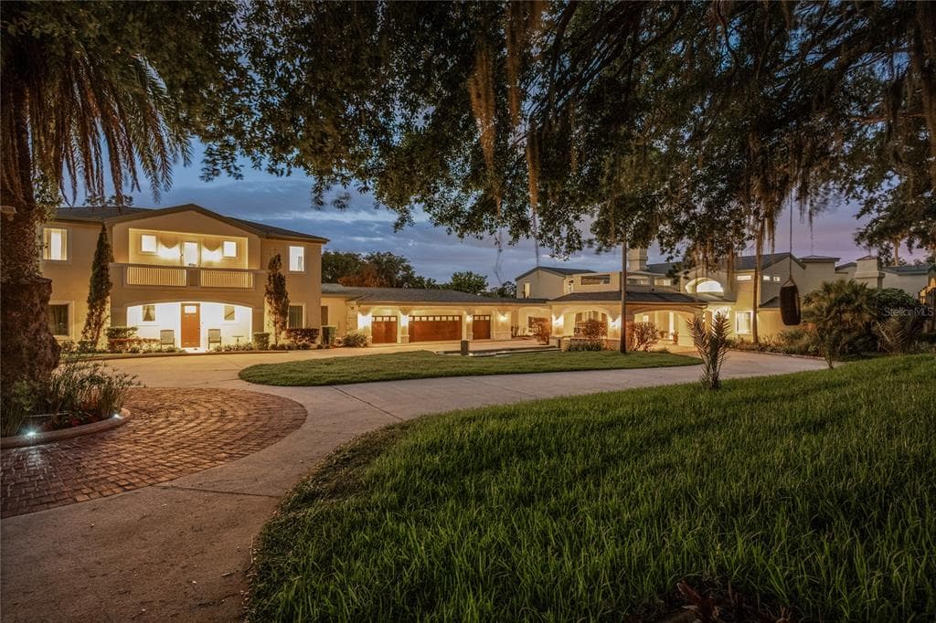 8866 DARLENE DRIVE 1