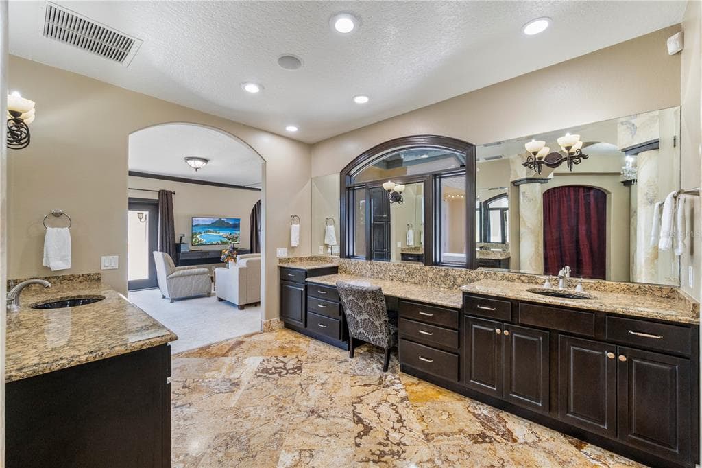 8866 DARLENE DRIVE photo 21