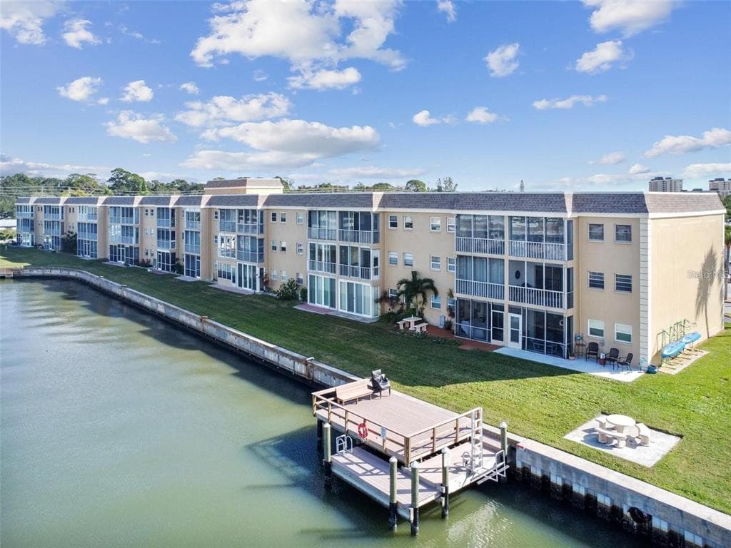 1 BOCA CIEGA POINT BOULEVARD 206 photo 23
