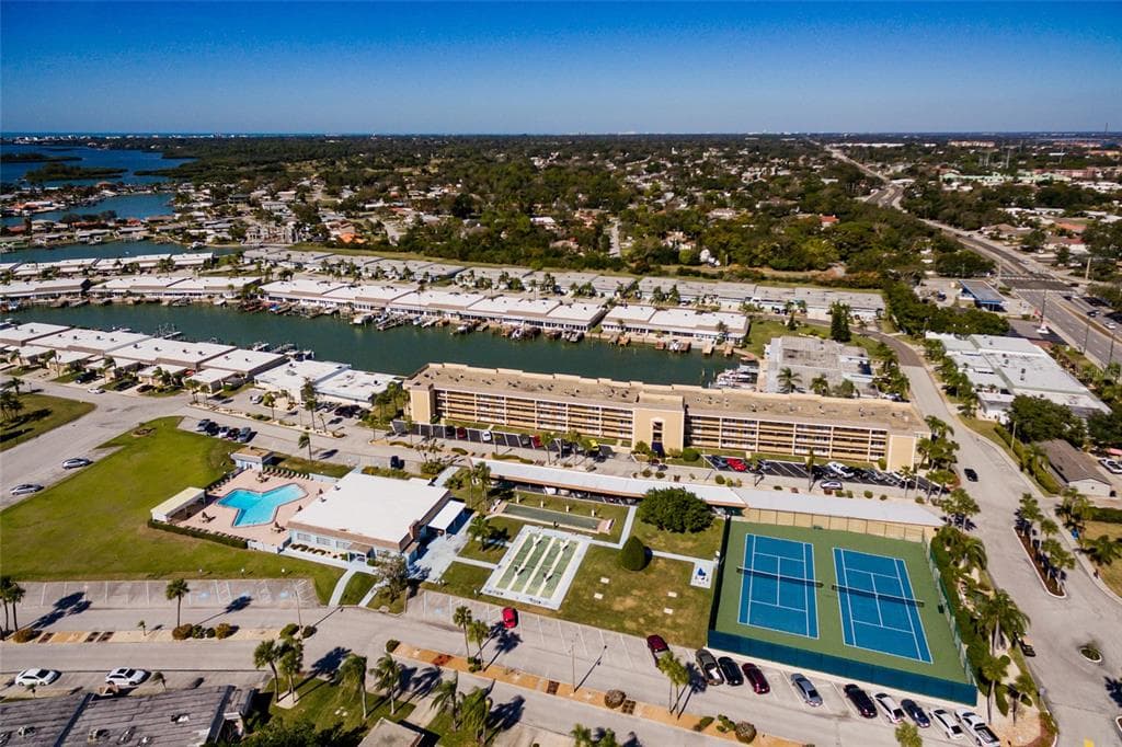 1 BOCA CIEGA POINT BOULEVARD 206 photo 1