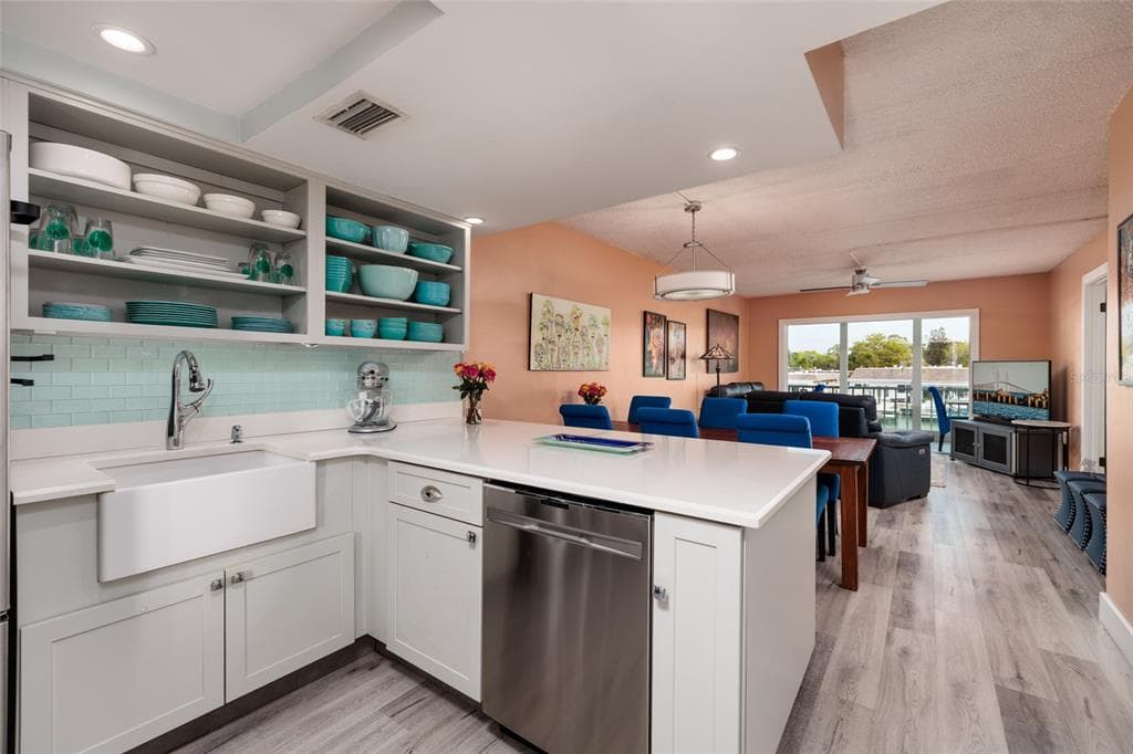 1 BOCA CIEGA POINT BOULEVARD 206 photo 20