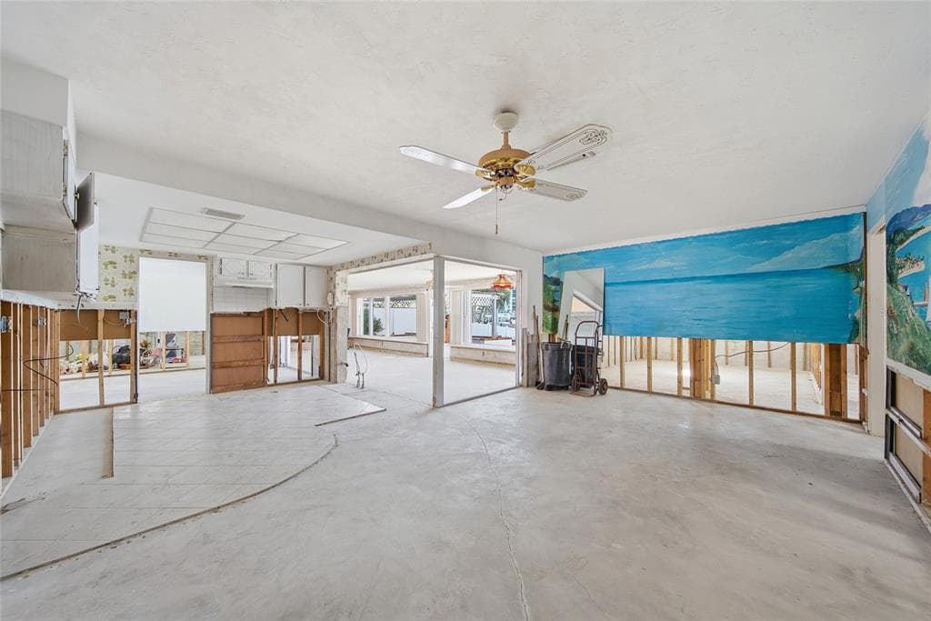 4 BELLEVUE DRIVE photo 12