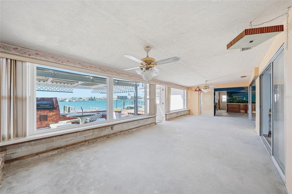 4 BELLEVUE DRIVE photo 7