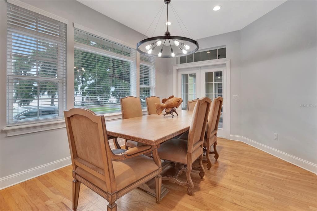 1215 LAKESHORE DRIVE photo 14