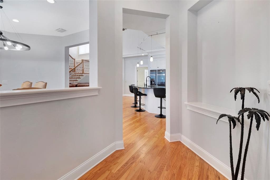 1215 LAKESHORE DRIVE photo 8