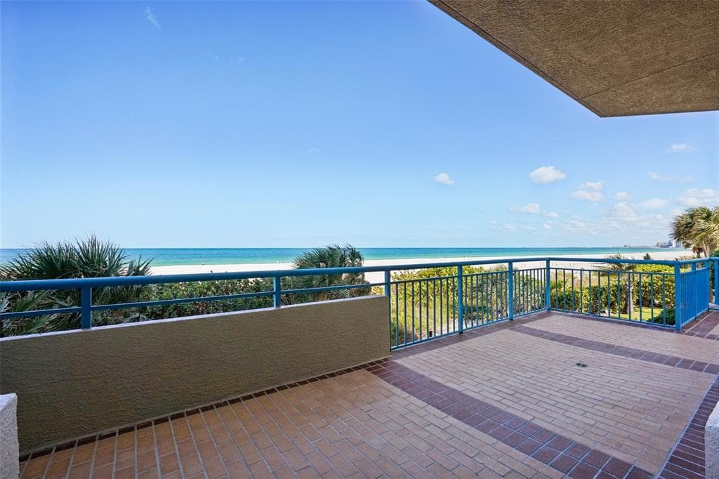 1520 GULF BOULEVARD 202 photo 23