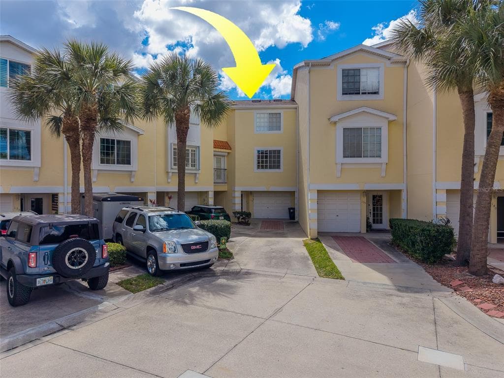 138 BRENT CIRCLE photo 23